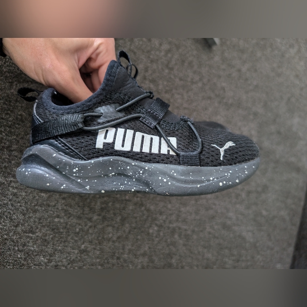 Black PUMA sneakers toddler size 11C